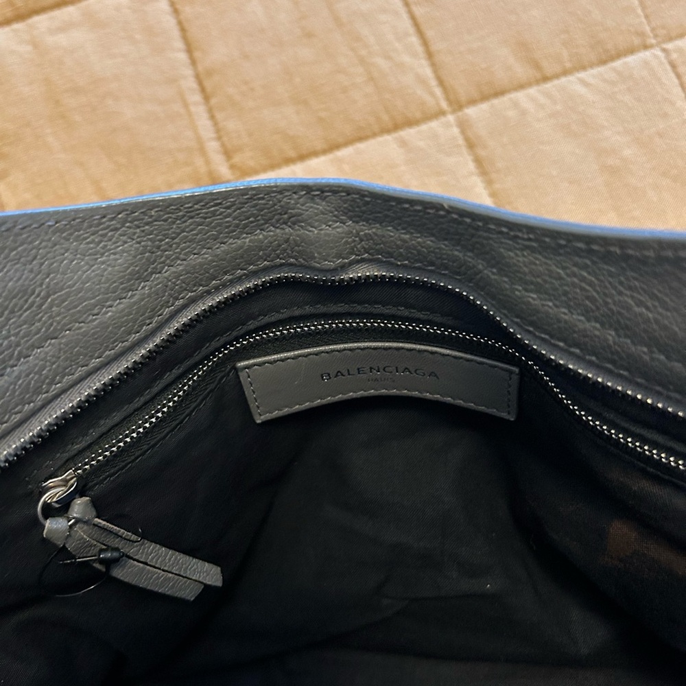 Balenciaga “Classic City” Leather Tote - Picture 4 of 4